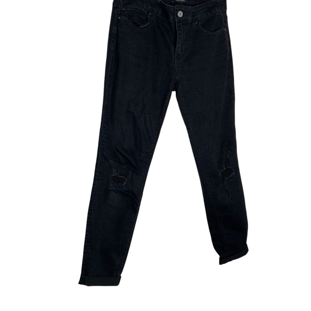 White House Black Market black skinny jeans with distressed knees. Size 6R - Picture 2 of 5
